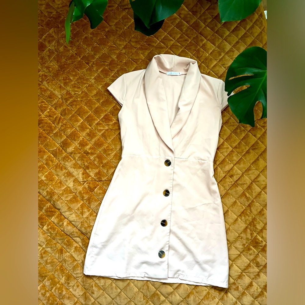 Like new shawl collar mini dress